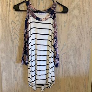 Cold shoulder, 3/4 length long sleeve tee